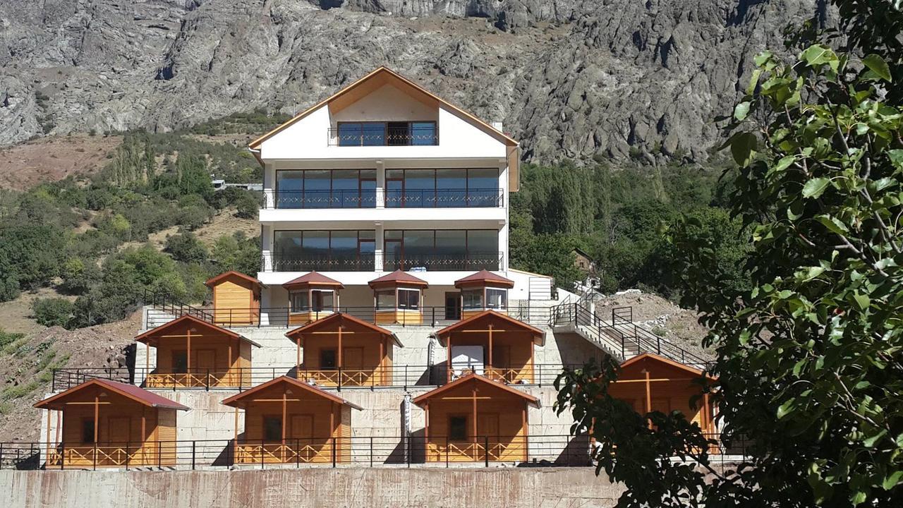 Karsi Bahce Sebinkarahisar Exterior foto